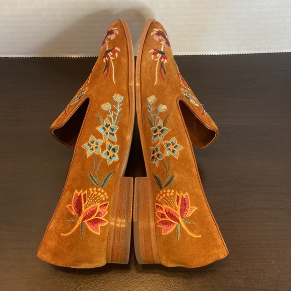 New Johnny Was Freja Embroidered Cognac Suede Leather Loafers Size 6 - Picture 11 of 16